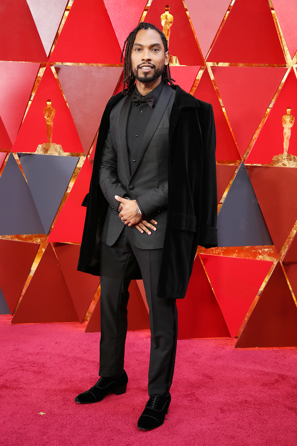miguel-oscars-red-carpet.jpg
