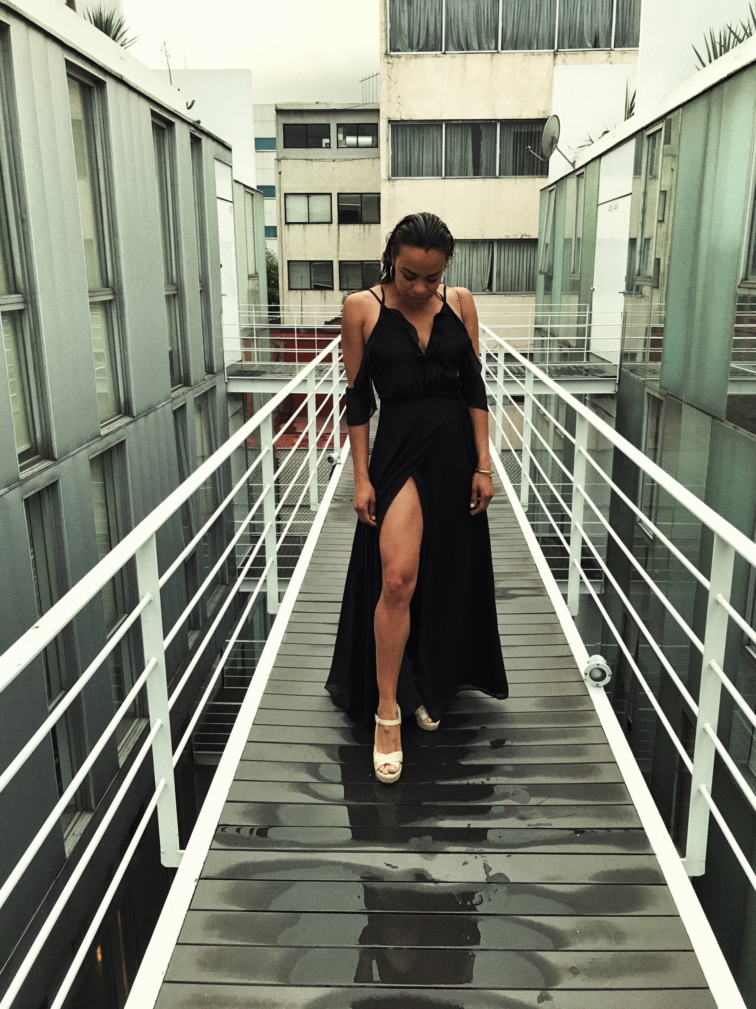 Dress: Tobi, Shoes: RED Valentino