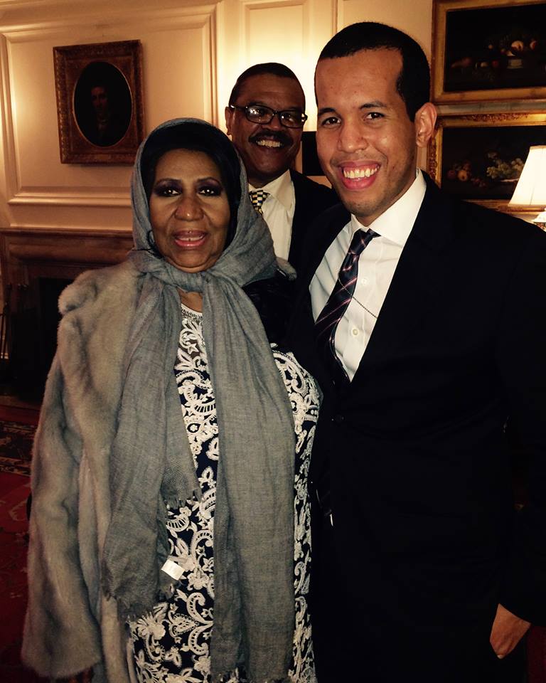 Aretha and Elias at the White House (and Willie!). Photo: Courtesy of Elias Alcantara