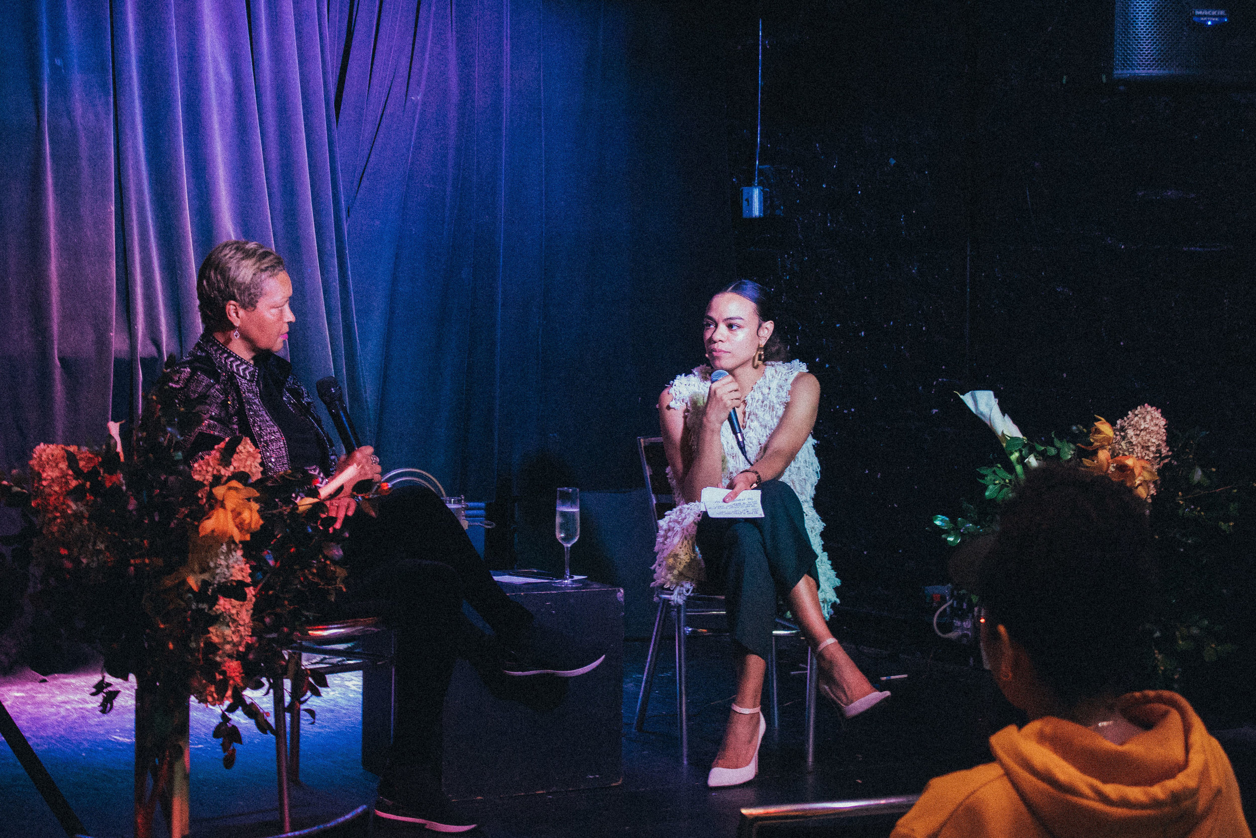 INNER VIEWS WITH DONNA HYLTON
