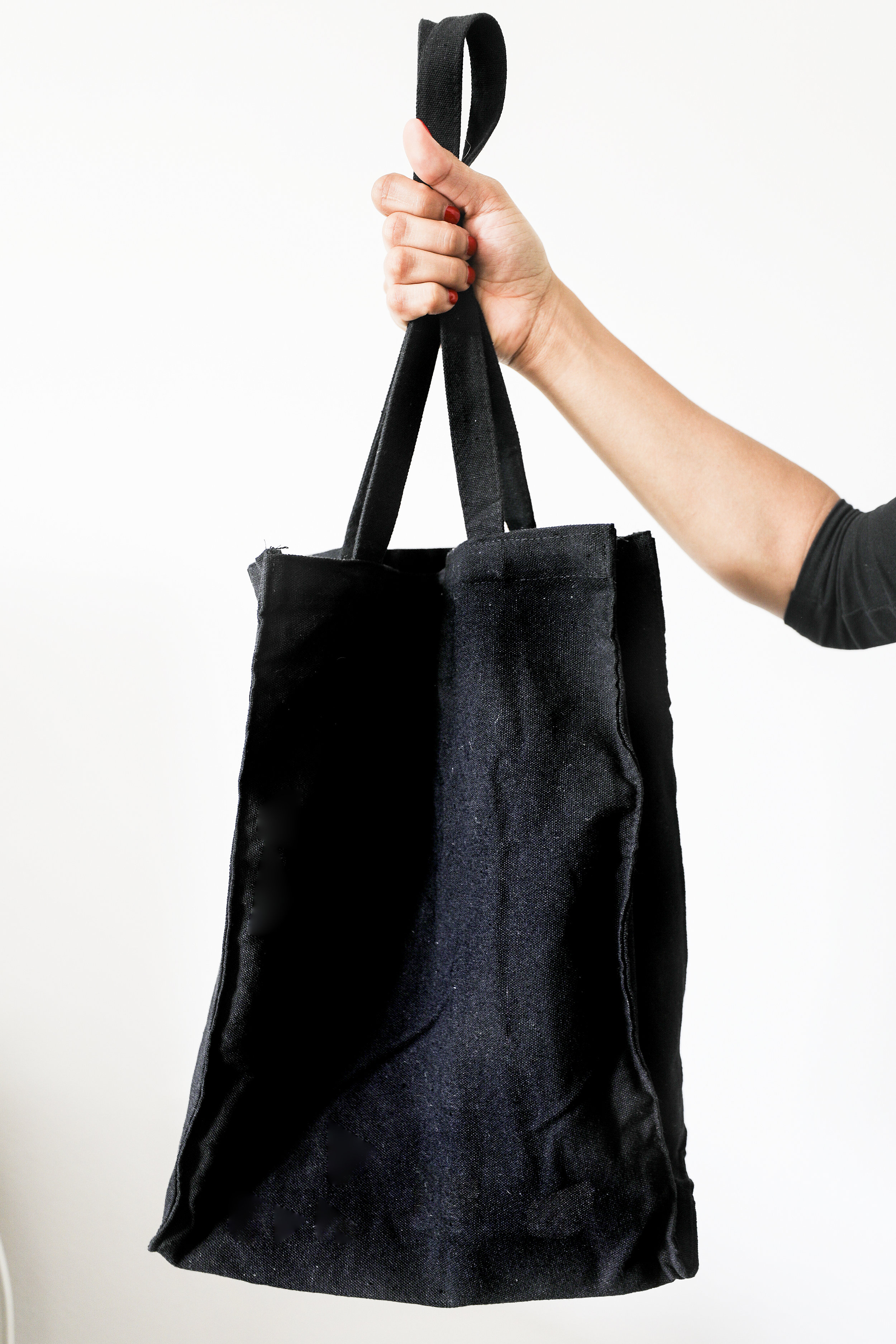 The back of the Rent the Runway tote