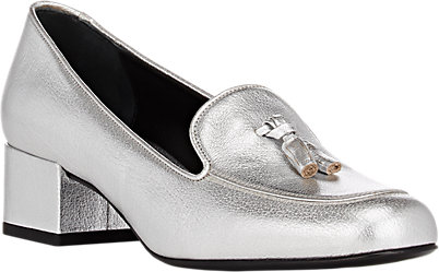 a loafer with a heel, what more can we ask for? ---&nbsp;YSL - $745