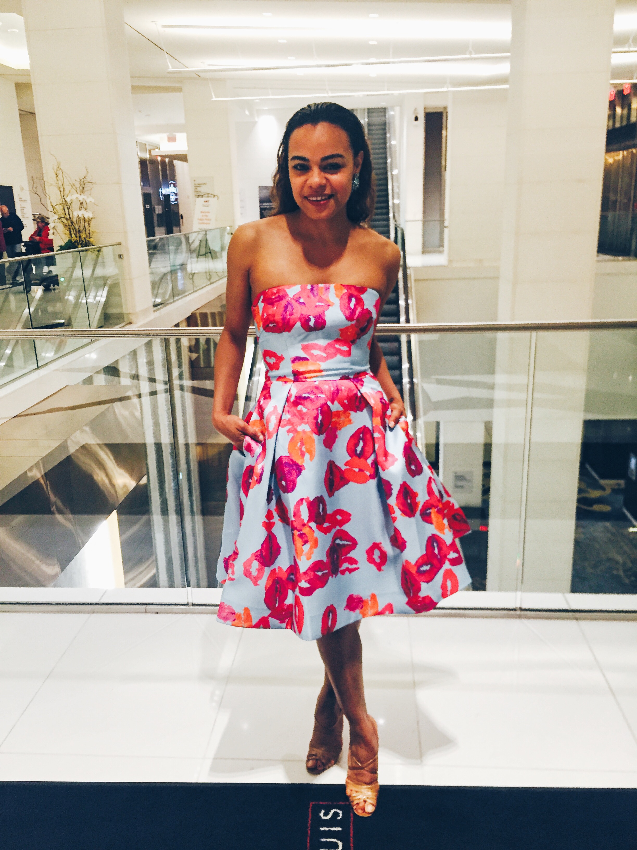 Wearing: ML Monique Lhullier dress, Manolo Blank heels, Oscar de la Renta earrings.&nbsp;